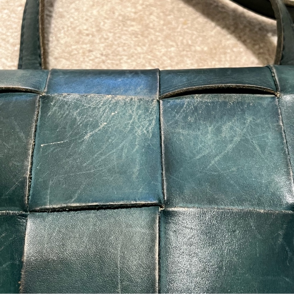 Patricia Nash Granada Green Woven Distressed Leather Messenger Crossbody Bag - Picture 8 of 15